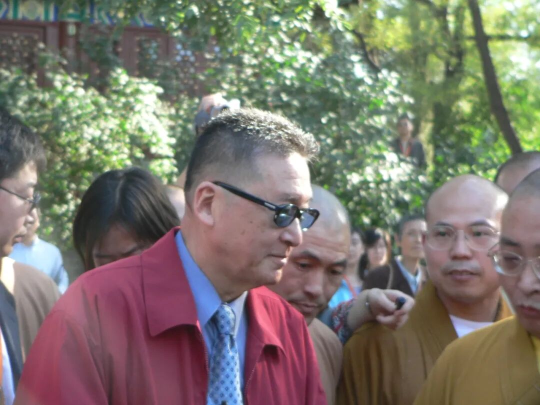 李敖2005年“神州文化之旅”在法源寺